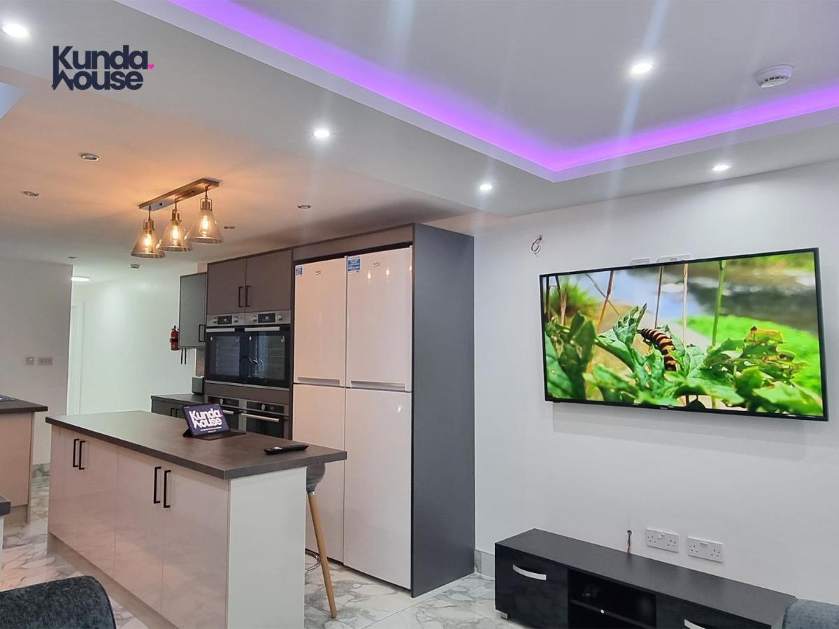 Elegant Ensuite Near City Centre - Kunda House *