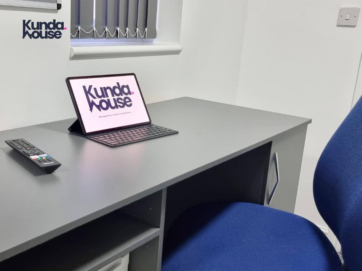 Holiday home Elegant Ensuite Near City Centre - Kunda House Birmingham