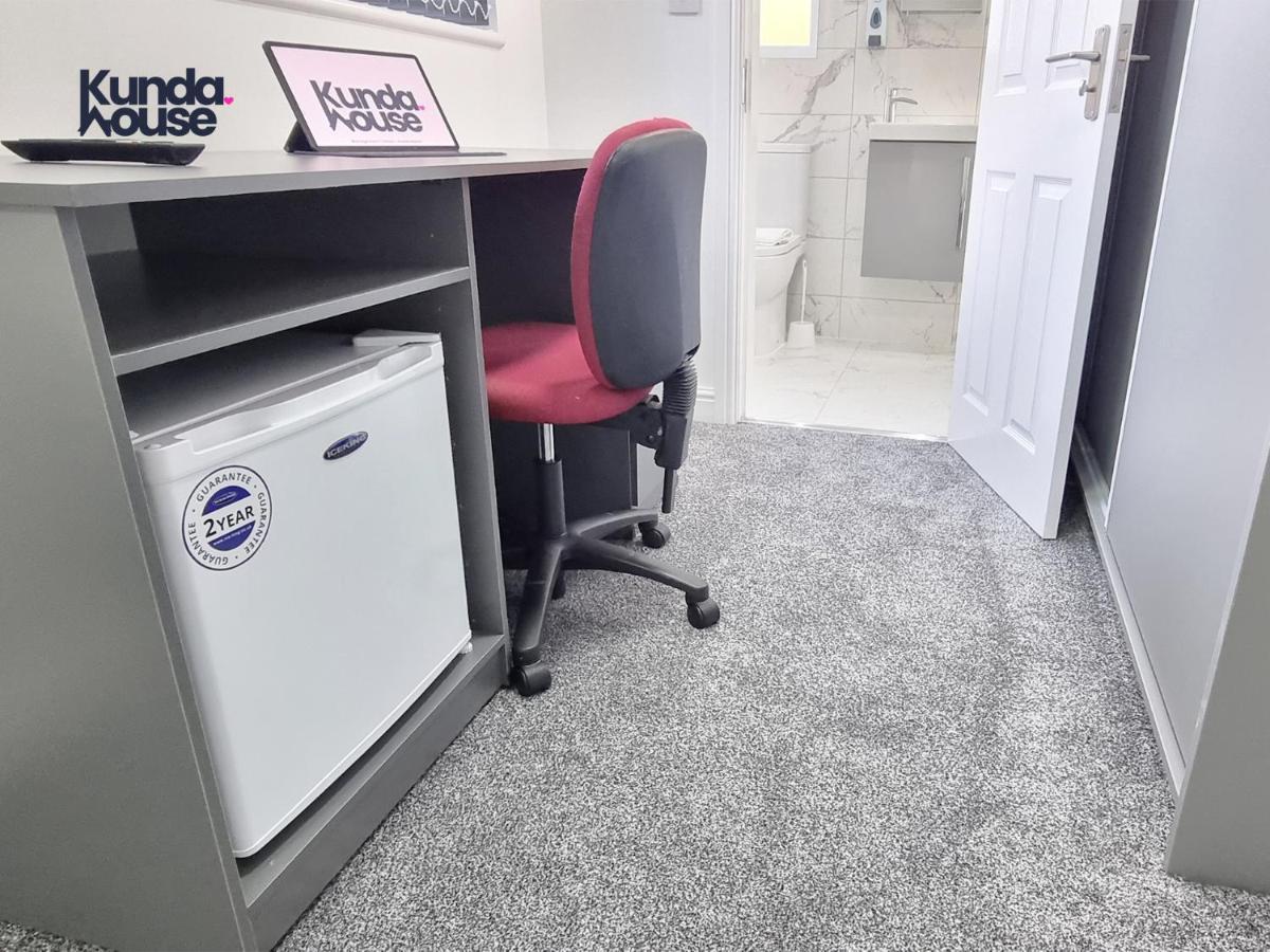 Elegant Ensuite Near City Centre - Kunda House *